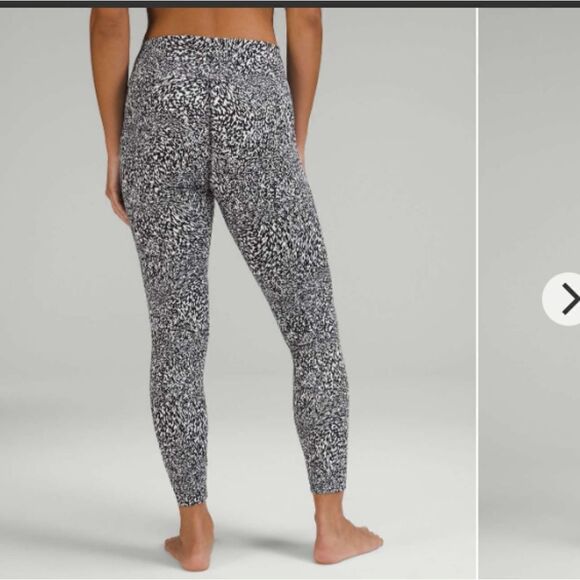 Lululemon InStill Tight High-Rise legging Warped Grain Alpine White Black 6 - Picture 10 of 13